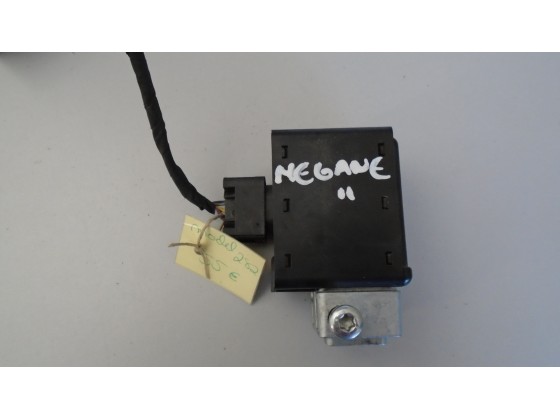Modulo Tranca Direção Renault Megane ll 8200033233 model282